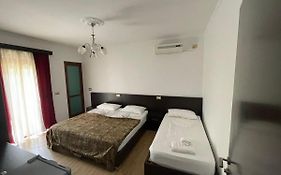 Centre Hotel