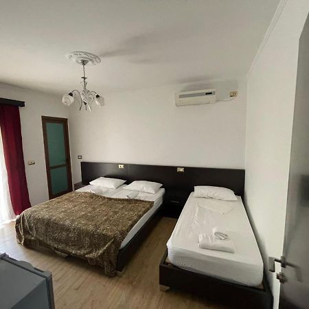 Centre Hotel Berat Extérieur photo